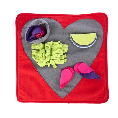 TIAKI Heart Sniffing Mat 50 x 50 cm (L x W)