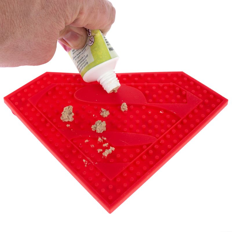 Warner Bros.™ DC Superman Licking Mat 18 x 13 x 1 cm (L x W x H)