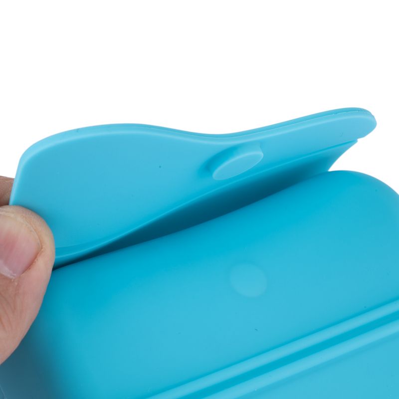 TIAKI Silicone Snack Pouch 12 x 10.6 x 4.6 cm (L x W x H)