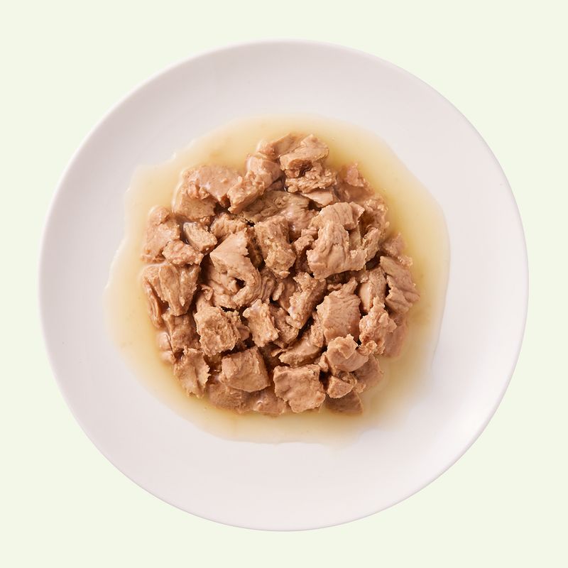 Yarrah Organic Fillets in Sauce 14 x 85g Organic Beef