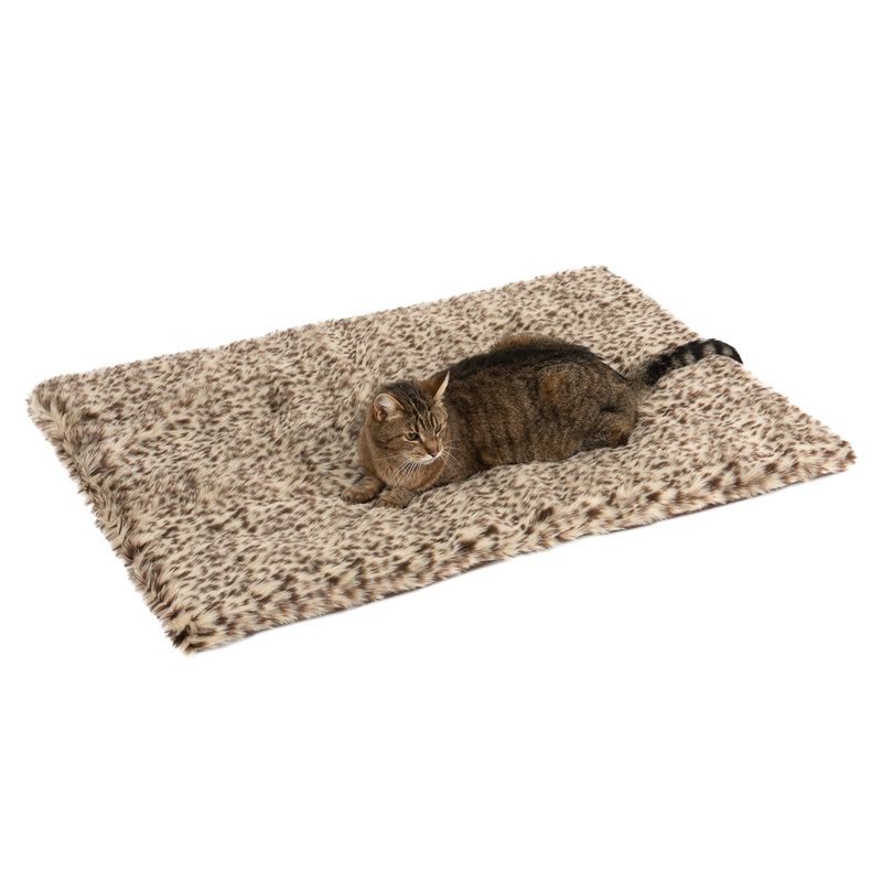 Cat Snuggle Blanket Leo 100 x 70 x 3cm (L x W x H)