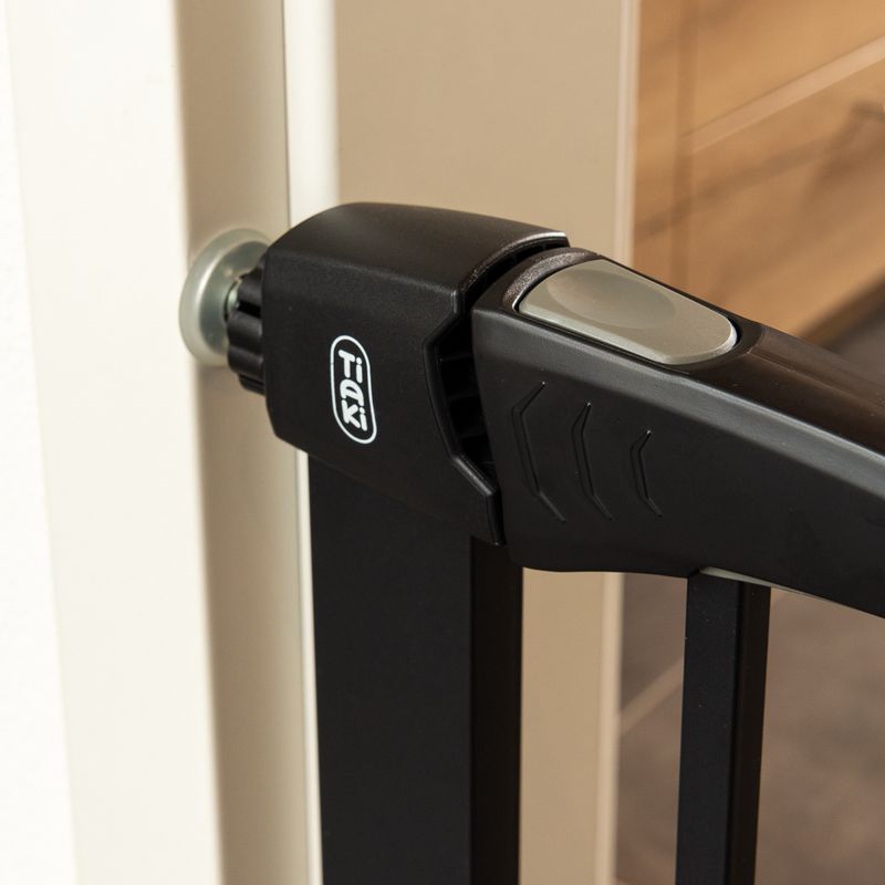 TIAKI Black Dog Gate with 7 cm Extension Height 76 cm, width 75 to 82 cm