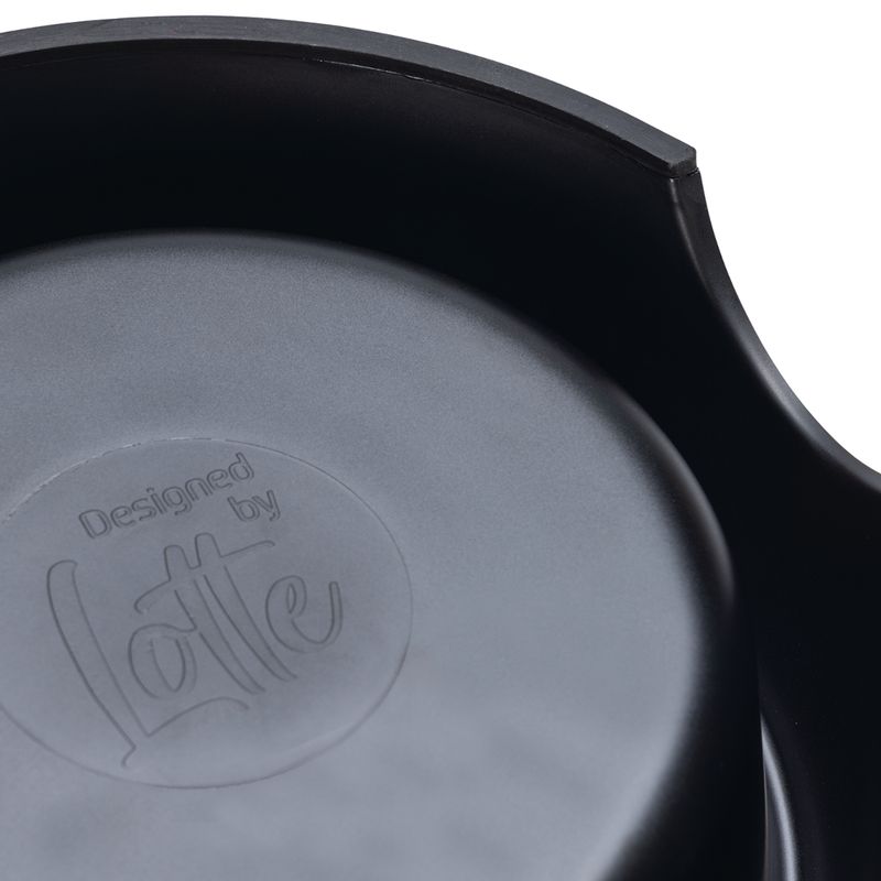 Designed by Lotte Vita Melamine Cat Bowl – Black 2 x 160ml, 13.5cm (diameter)