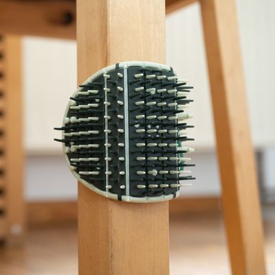 kooa 2-in-1 Corner Cat Brush 1 Brush