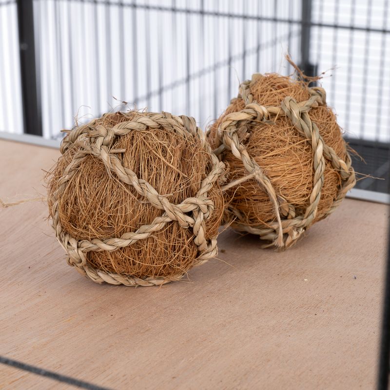 TIAKI Coconut Fibre Balls Set of 2 x 6cm (diameter)
