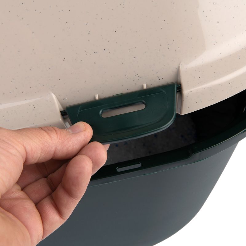 kooa Covered Cat Litter Tray - 90% recycled Plastic Dark green / beige