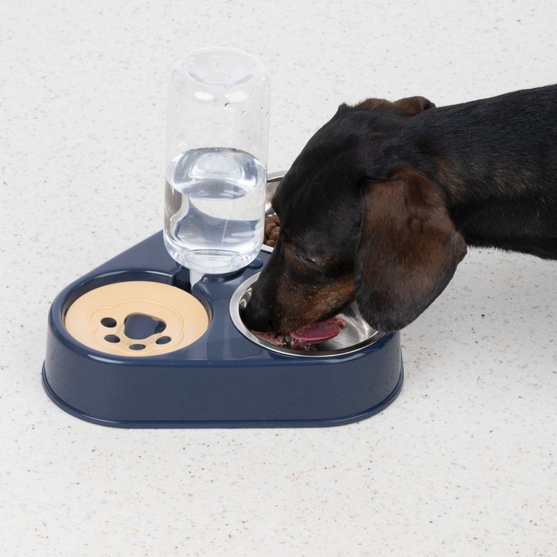 TIAKI Triple Feeder with Water Dispenser 2 x 200ml