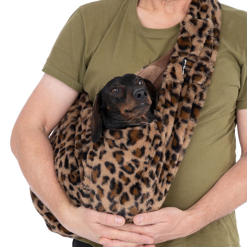 TIAKI Shoulder Bag Brown: 76 x 12 x 38 cm (L x W x H)