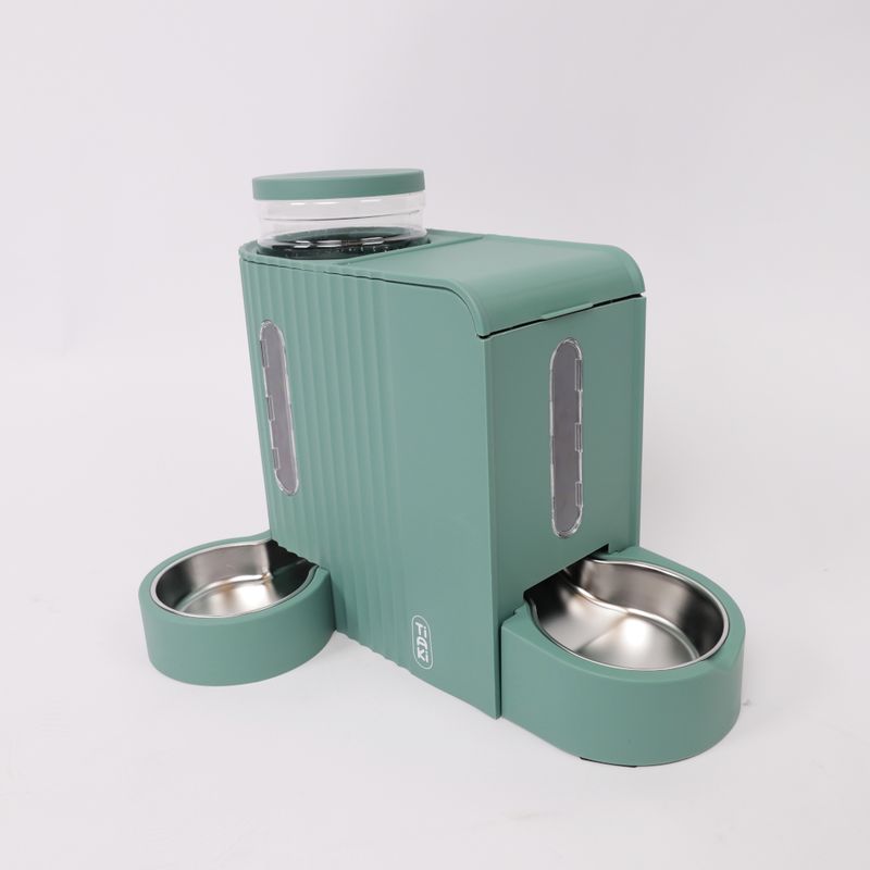 TIAKI PERFECT FIT Food and Water Dispenser up to 1.3kg Dry Food & 3l of Water