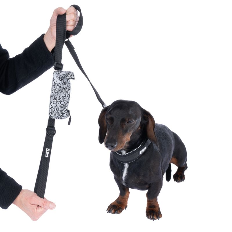 TIAKI Reflective Dog Lead with Poop Bag Holder 120 - 160 cm Length, 20mm Width