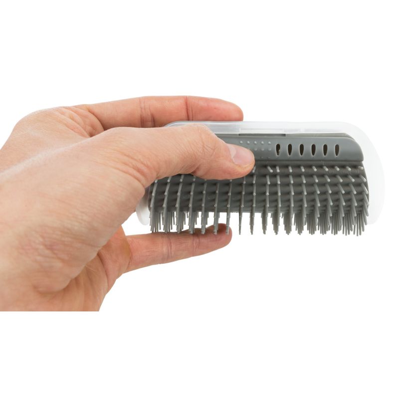 Trixie Corner Massage Brush 13 x 8cm (L x W)