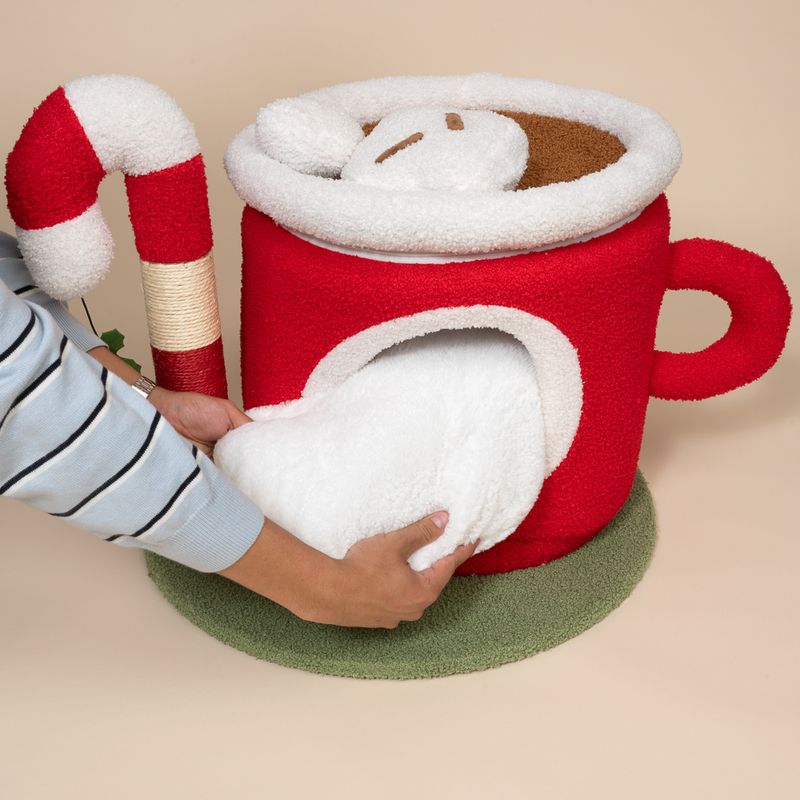 TIAKI Hot Chocolate & Candy Cane Scratching Post Red/Green/White