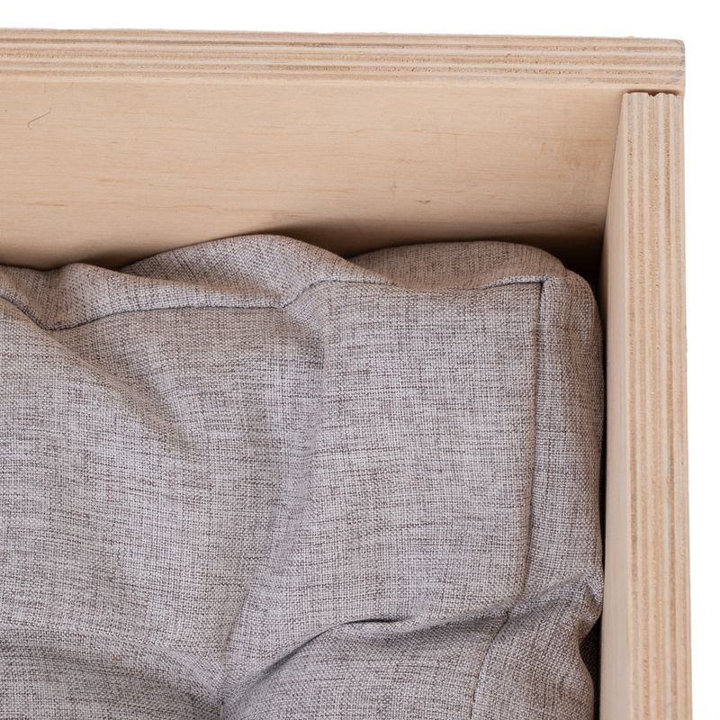 Modern Living Richmond Dog Bed 78 x 53 x 22 cm (L x W x H)