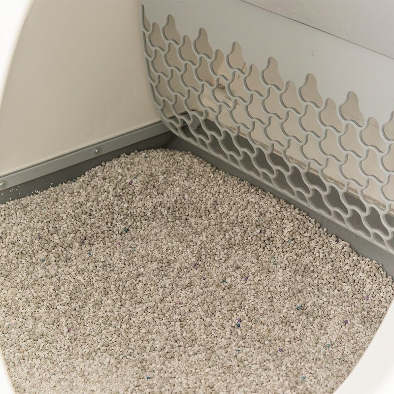 Trixie Self-Cleaning Cat Litter Box White