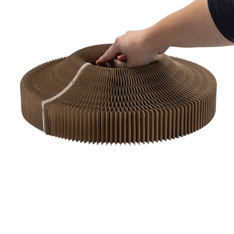 Beeztees Scratching Toy Siep 38 x 10cm (W x H)