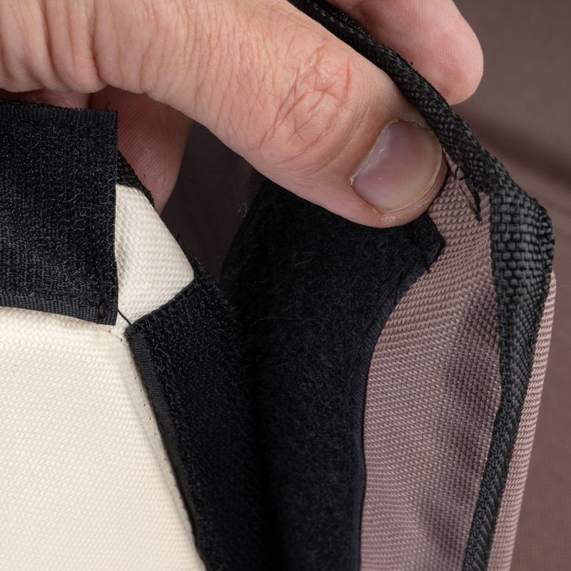 TIAKI Bola Heated Cat House 48 x 42 x 45cm (L x W x H)