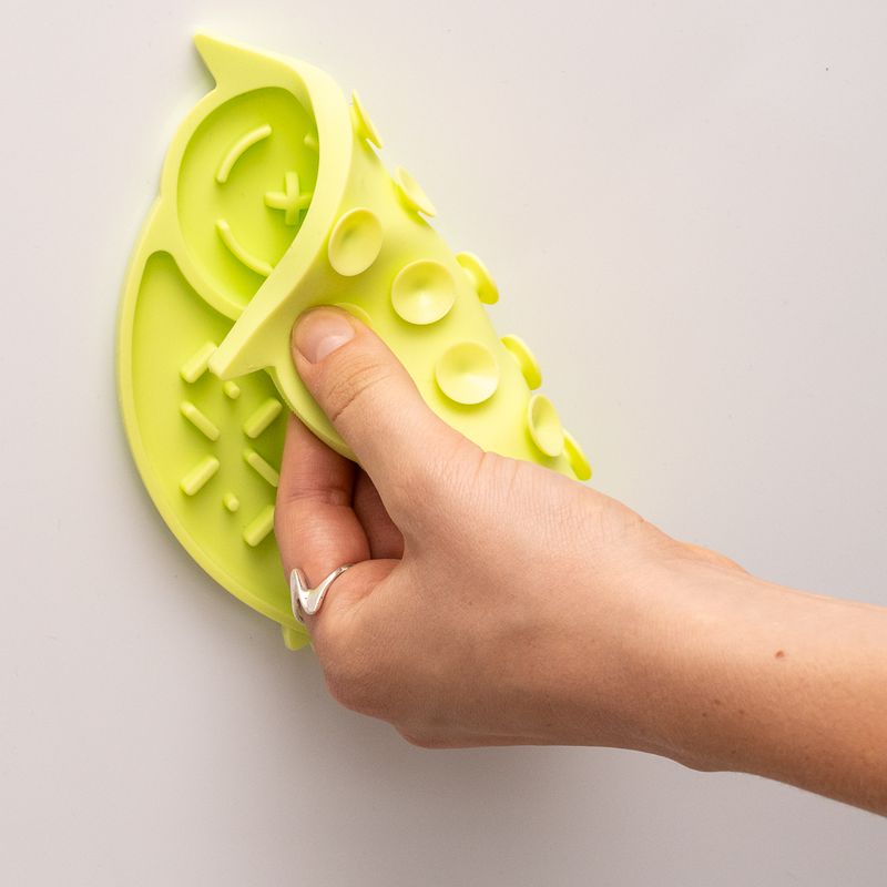 TIAKI Owl Lick Mat 15 x 1.2cm (Diameter x H)