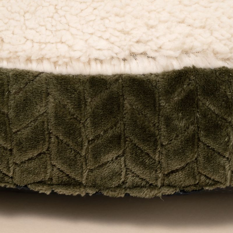 TIAKI Fir Tree Dog Bed approx. 70 x 70 x 18 cm (L x W x H)