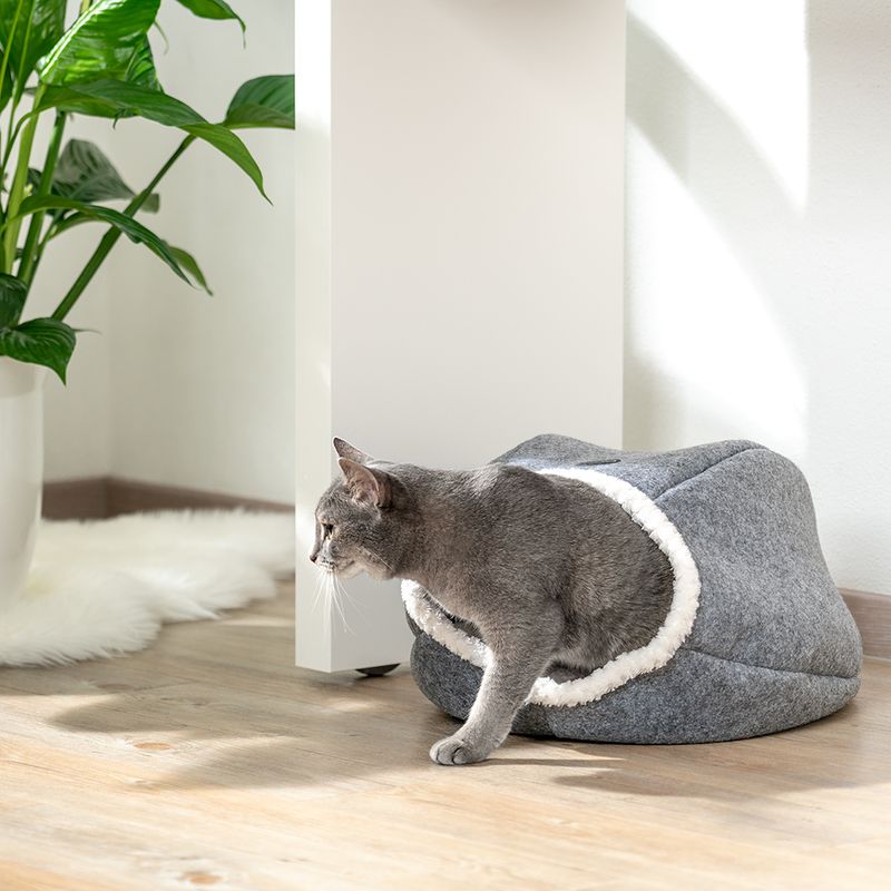 Cosma Cat Den 50 x 37 x 25 cm (L x W x H)