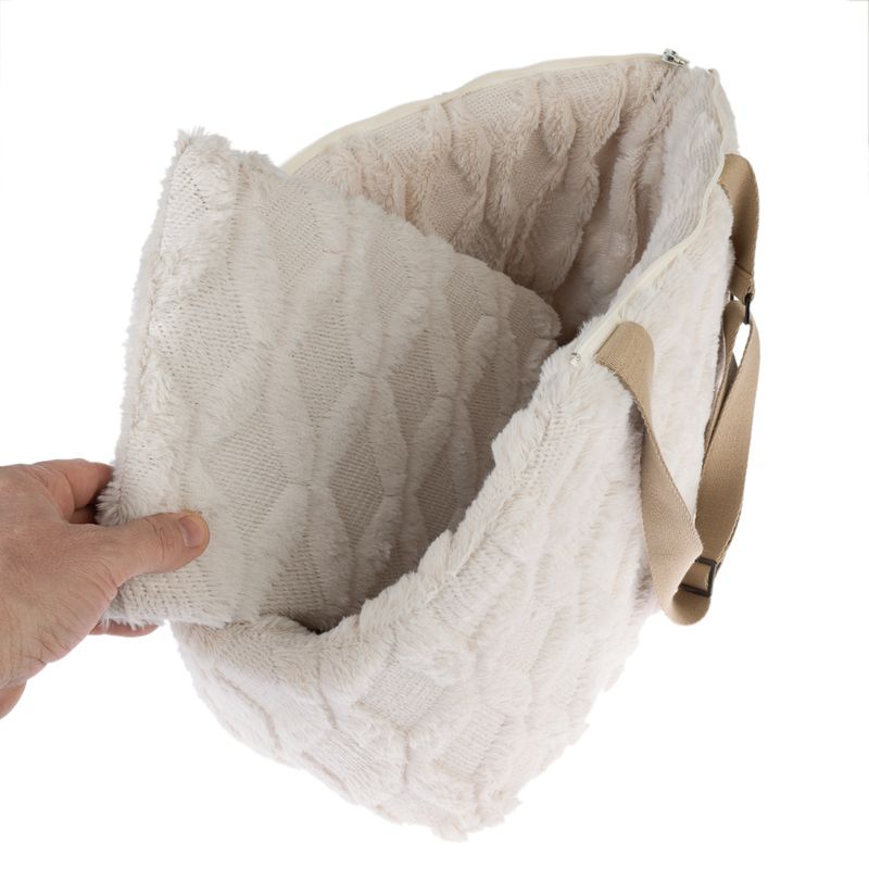 TIAKI Plush Carry Bag 41 x 27 x 29 cm (L x W x H)