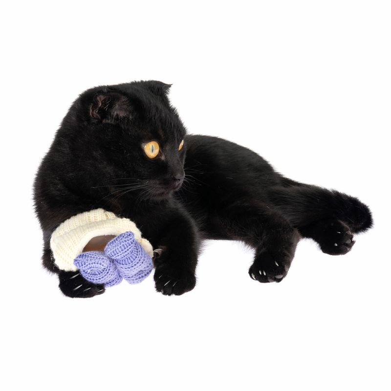 TIAKI Cat Toy Knitted Sardines with Catnip 1 piece