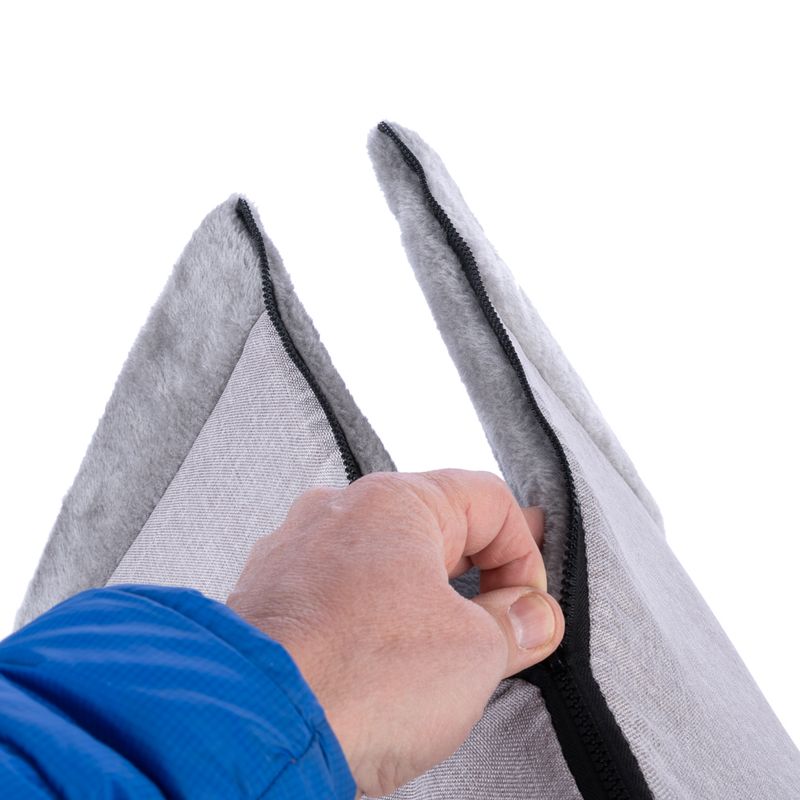 zooplus Basics 2-in-1 Cat Den 43 x 35 x 30 cm (L x W x H)