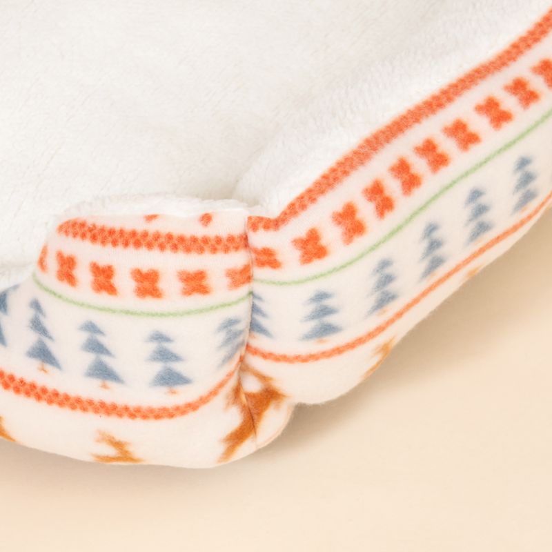 TIAKI Bed & Blanket Set with Nordic Winter Pattern Size M: 72 x 62 x 17 cm (L x W x H)