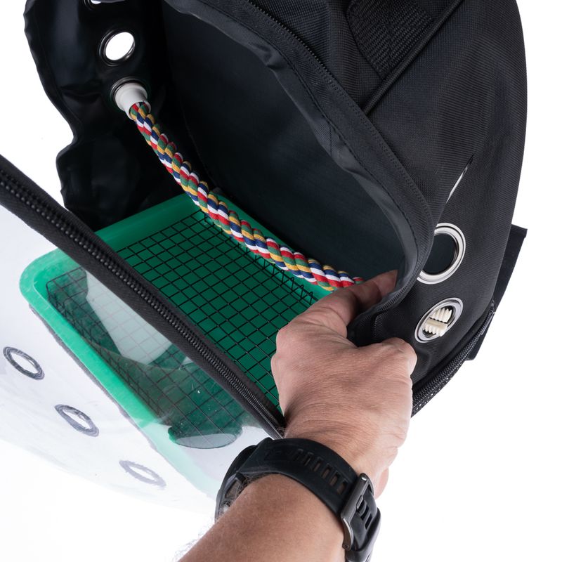 TIAKI Capsule Transport Backpack for Birds 33 x 28 x 42 cm (L x W x H)