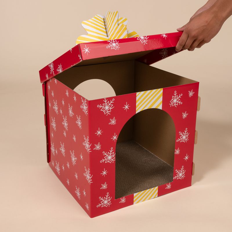 TIAKI Red Gift Box Scratching Furniture 37.5 x 37.5 x 50 cm (L x W x H)