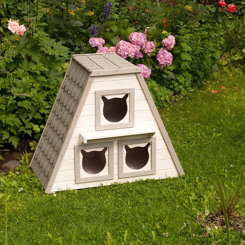 Madeira Cat House 90 x 50 x 75 cm (L x W x H)