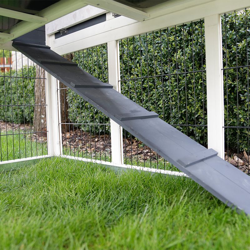 Kerbl Pets Villa Small Animal Hutch 118 x 68 x 118cm (L x W x H)