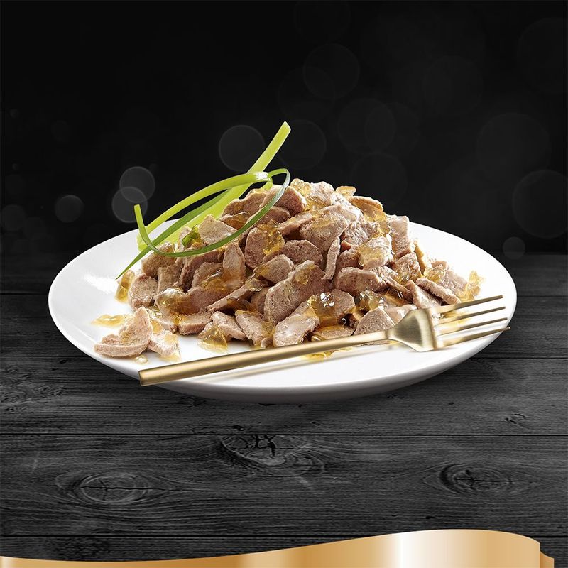 Sheba Pouches Varieties Jumbo Pack 144 x 85g Fine Flakes Poultry Collection in Jelly