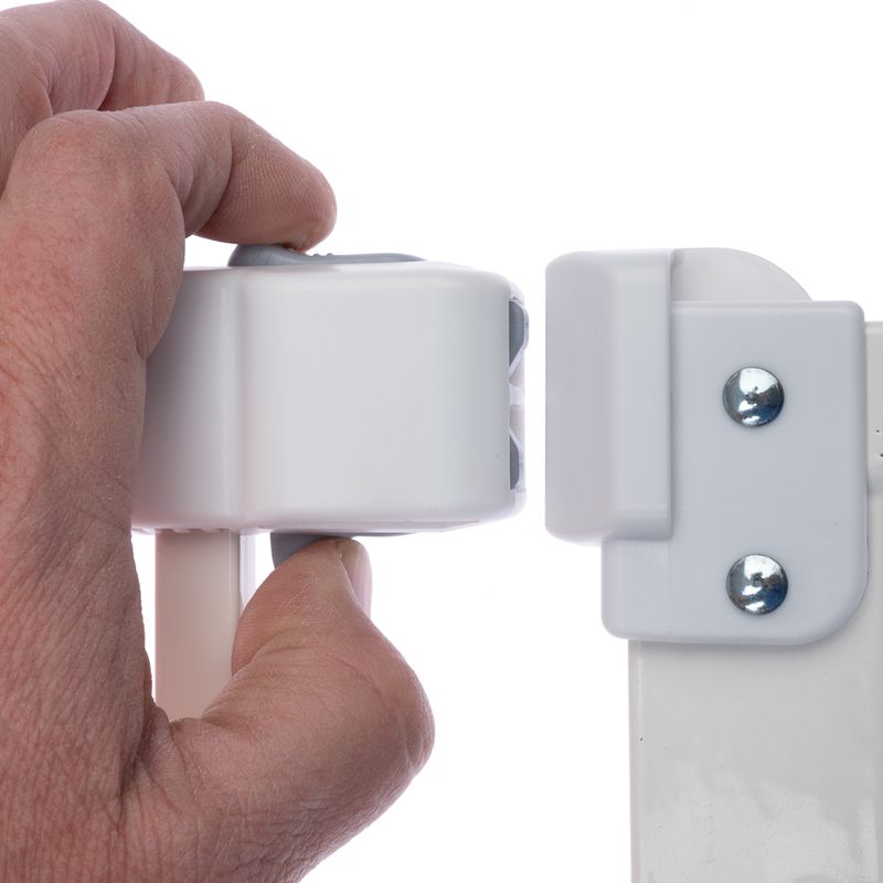 TIAKI High Metal Dog Gate 74 - 79 x 104 cm (W x H)