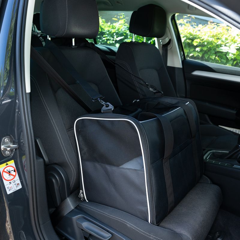 zooplus Basics Carry Bag Size S: 43.5 x 31 x 34 cm (L x W x H)