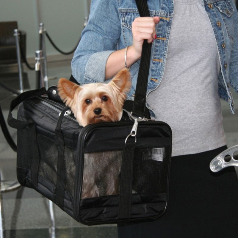 Sherpa® Original Deluxe Pet Carrier Size L: approx. 48 x 30 x 29 cm (L x W x H) – up to 10kg