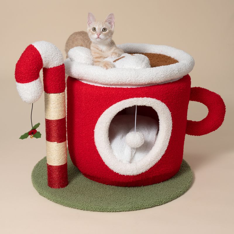 TIAKI Hot Chocolate & Candy Cane Scratching Post Red/Green/White