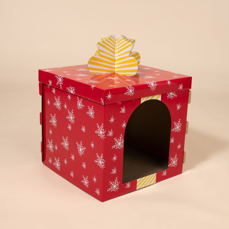 TIAKI Red Gift Box Scratching Furniture 37.5 x 37.5 x 50 cm (L x W x H)