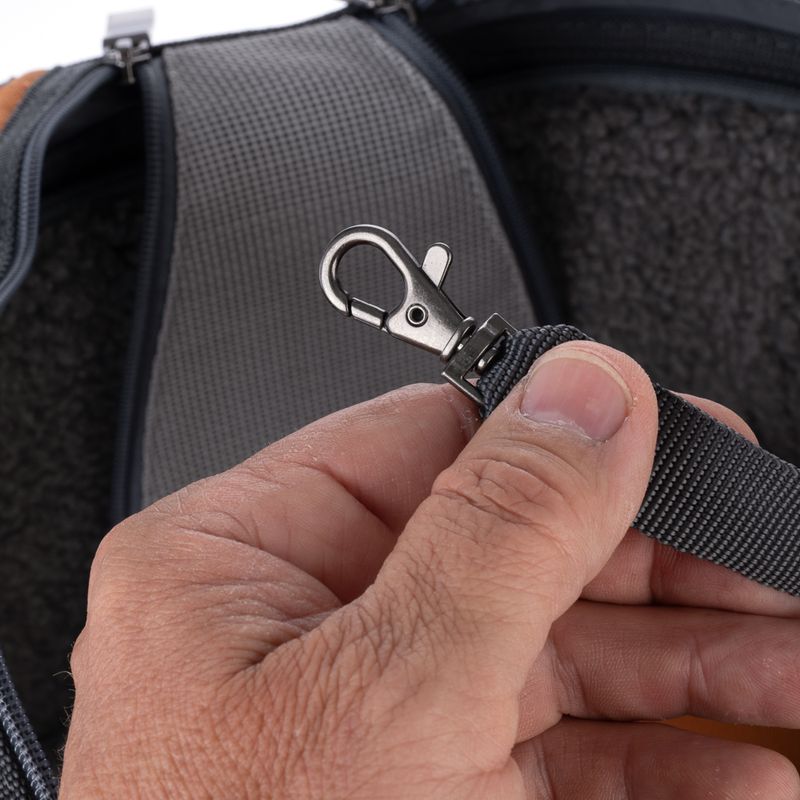 Sandy Hard Case Carrier Bag Green: 46 x 44 x 35cm (L x W x H)