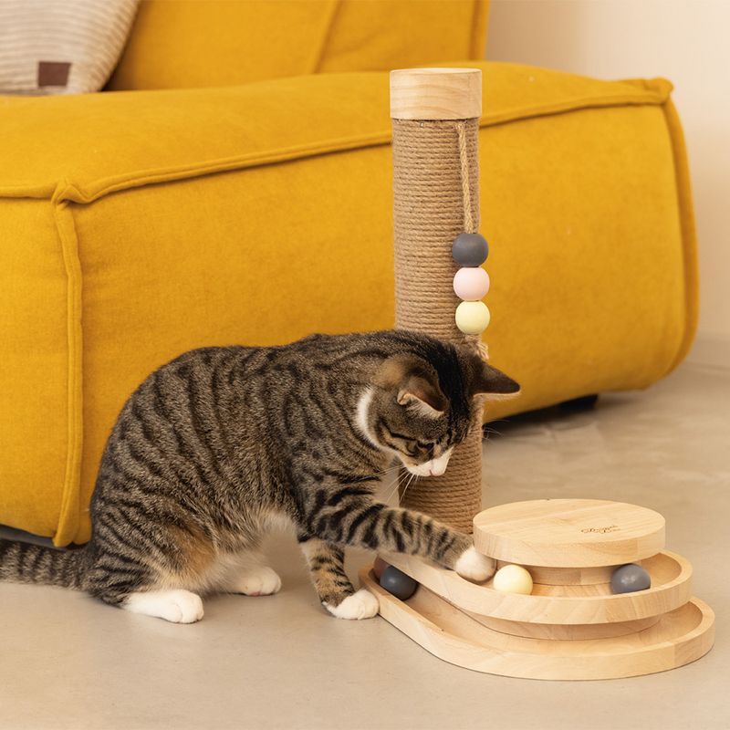 Designed by Lotte Inez Scratching Post 38 x 24.5 x 47.5cm (L x W x H)