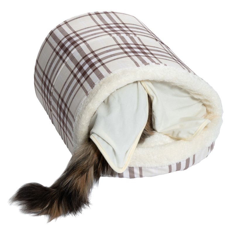 zooplus Basics Checked Cuddle Bed Den 60 x 40 x 28 cm (L x W x H)