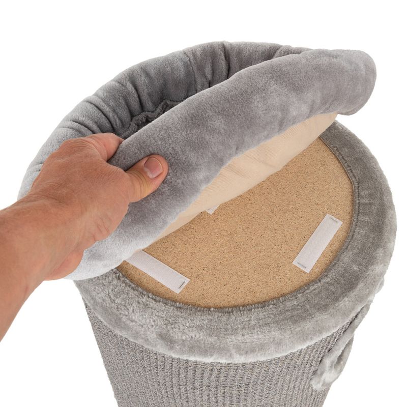 Diogenes Scratching Barrel - L Beige