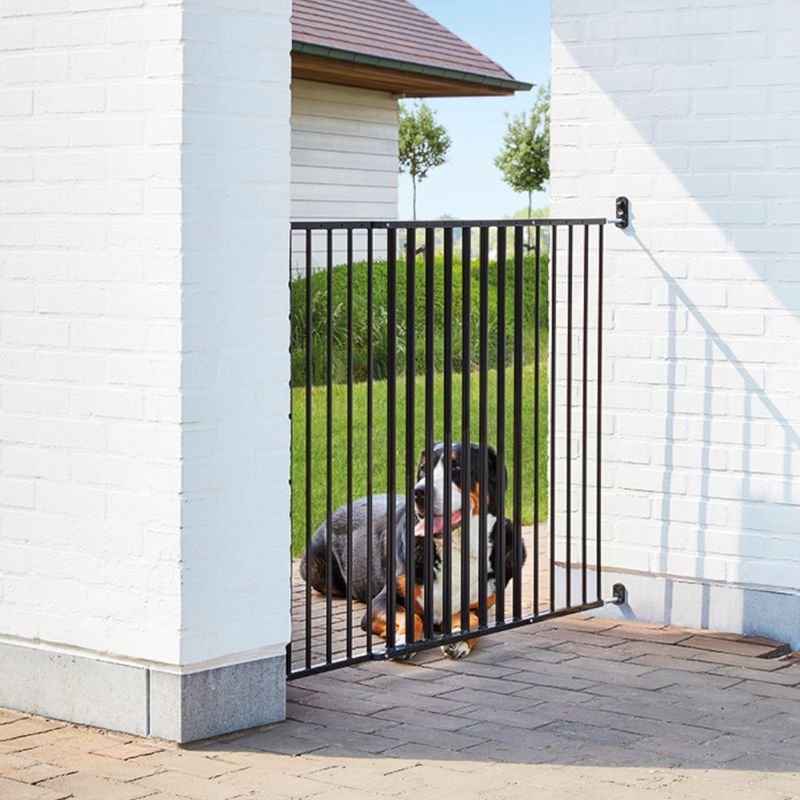 Savic Outdoor Dog Barrier 95 x 84 - 152cm (L x W)
