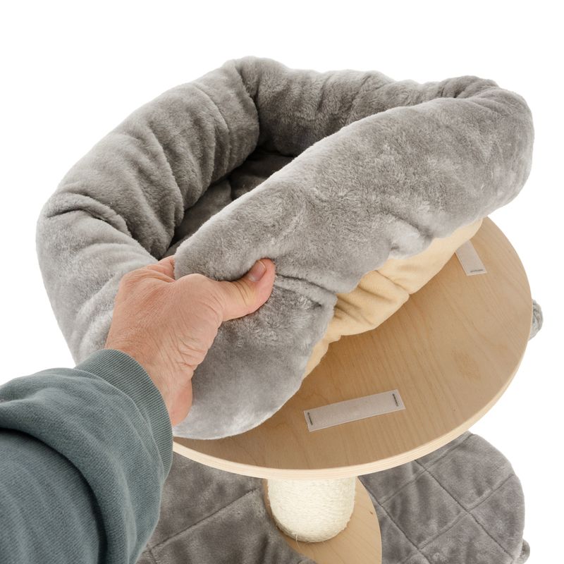 Natural Paradise Petunia Scratching Tree Cream