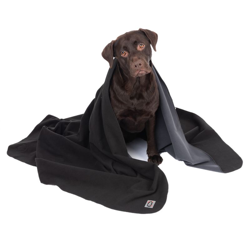 TIAKI dog blanket Nelly L 140 x W 125 cm