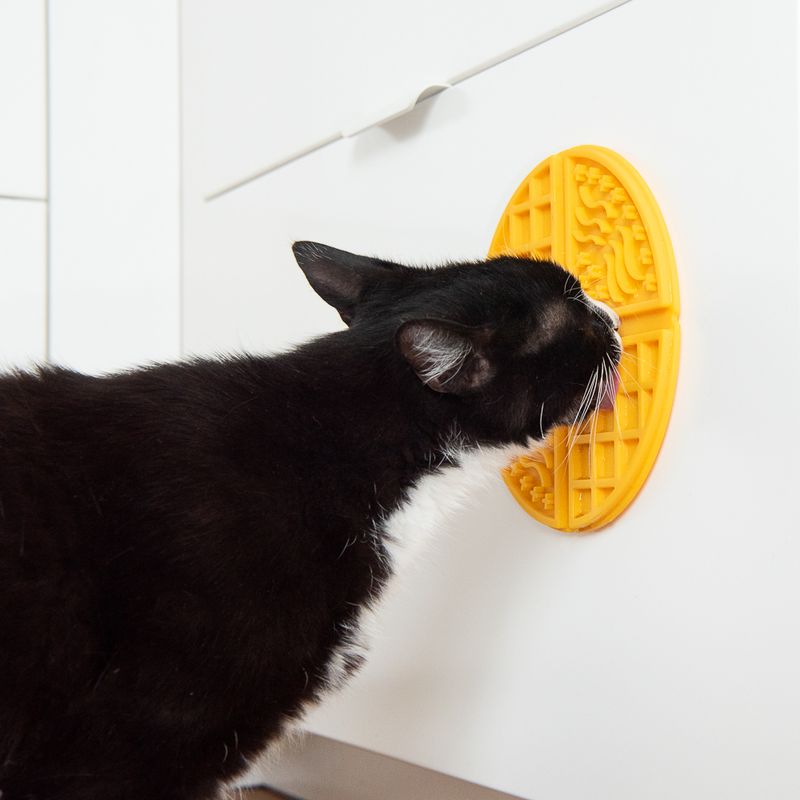 Waffle Licking Mat 19.5 x 1cm (Diameter x H)