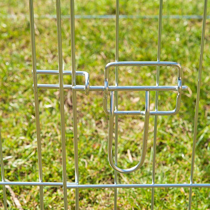 Kerbl Luxus Metal Run with pitched roof 220 x 103 x 85 cm (L x W x H)