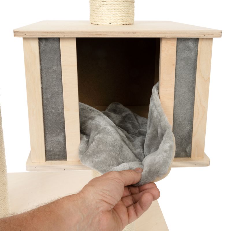 Natural Paradise Nolana Scratching Tree Cream