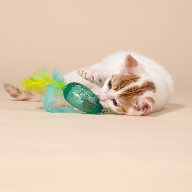 TIAKI Mouse with Catnip Ball & Feathers 1 Toy