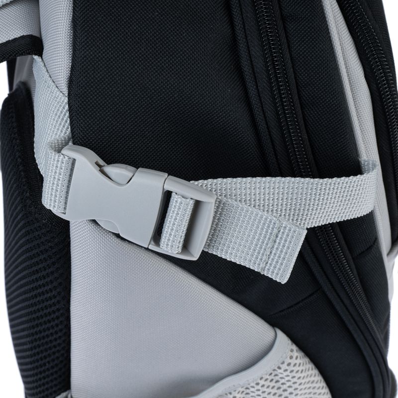 TIAKI Rucksack for Pets 30 x 24 x 43cm (L x W x H)