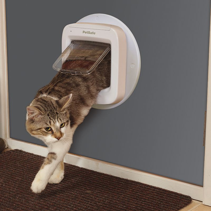 PetSafe Microchip Cat Flap Brown